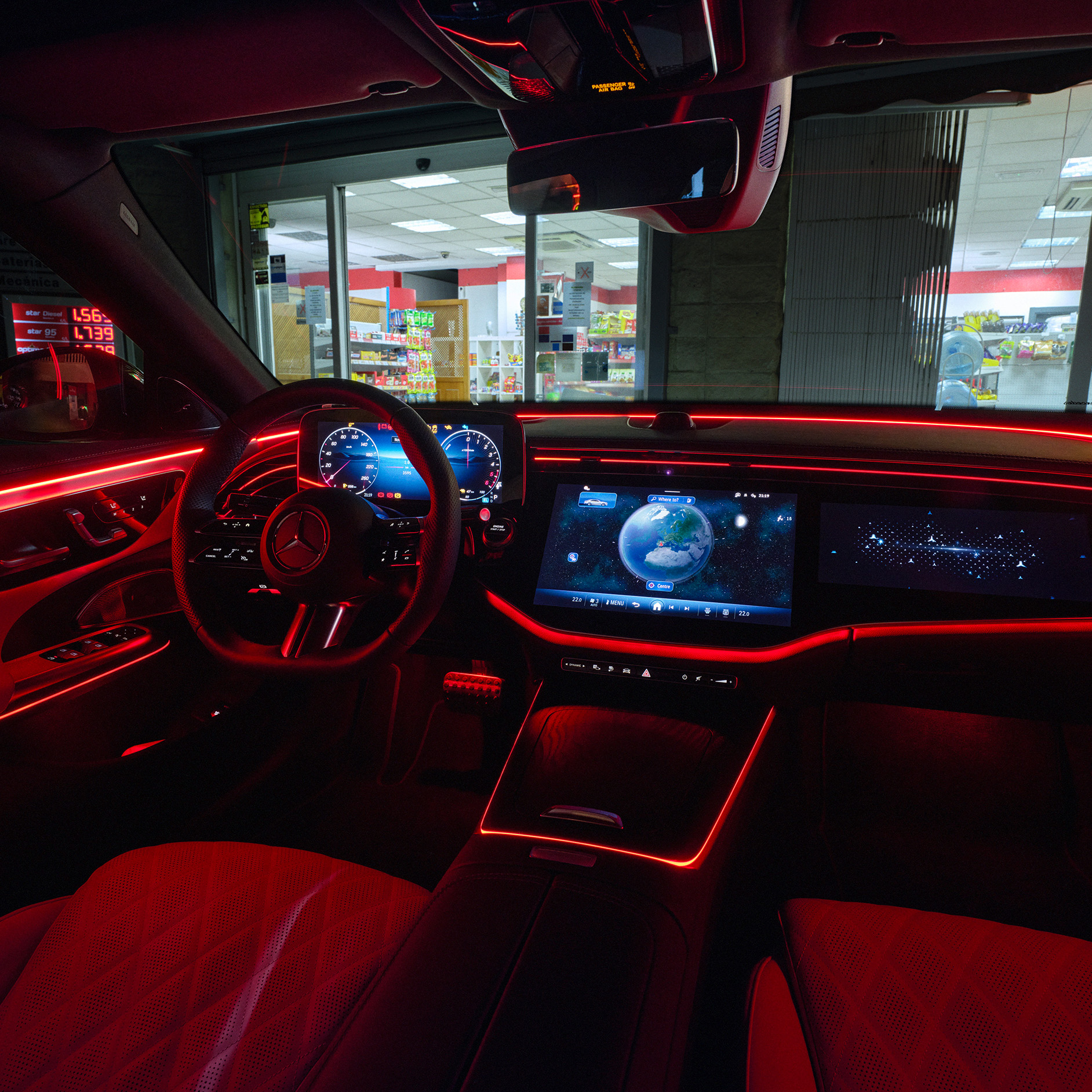 App | E-Class | Mercedes-Benz E-Class