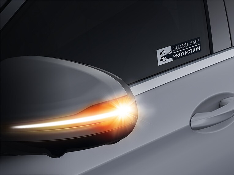 An illustration showing how GUARD 360° vehicle protection works in the Mercedes-Benz A-Class Sedan.