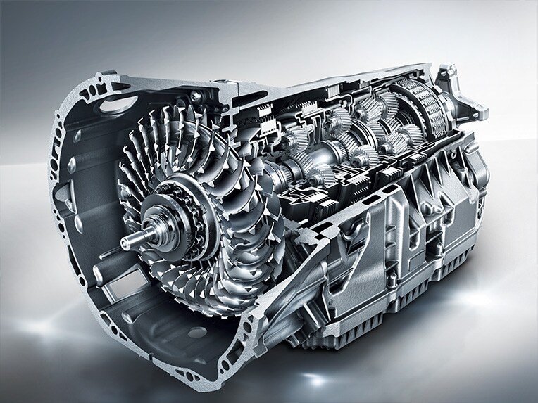 The image here shows the 9G-TRONIC automatic gearbox of the Mercedes-Benz E-Class Cabriolet.