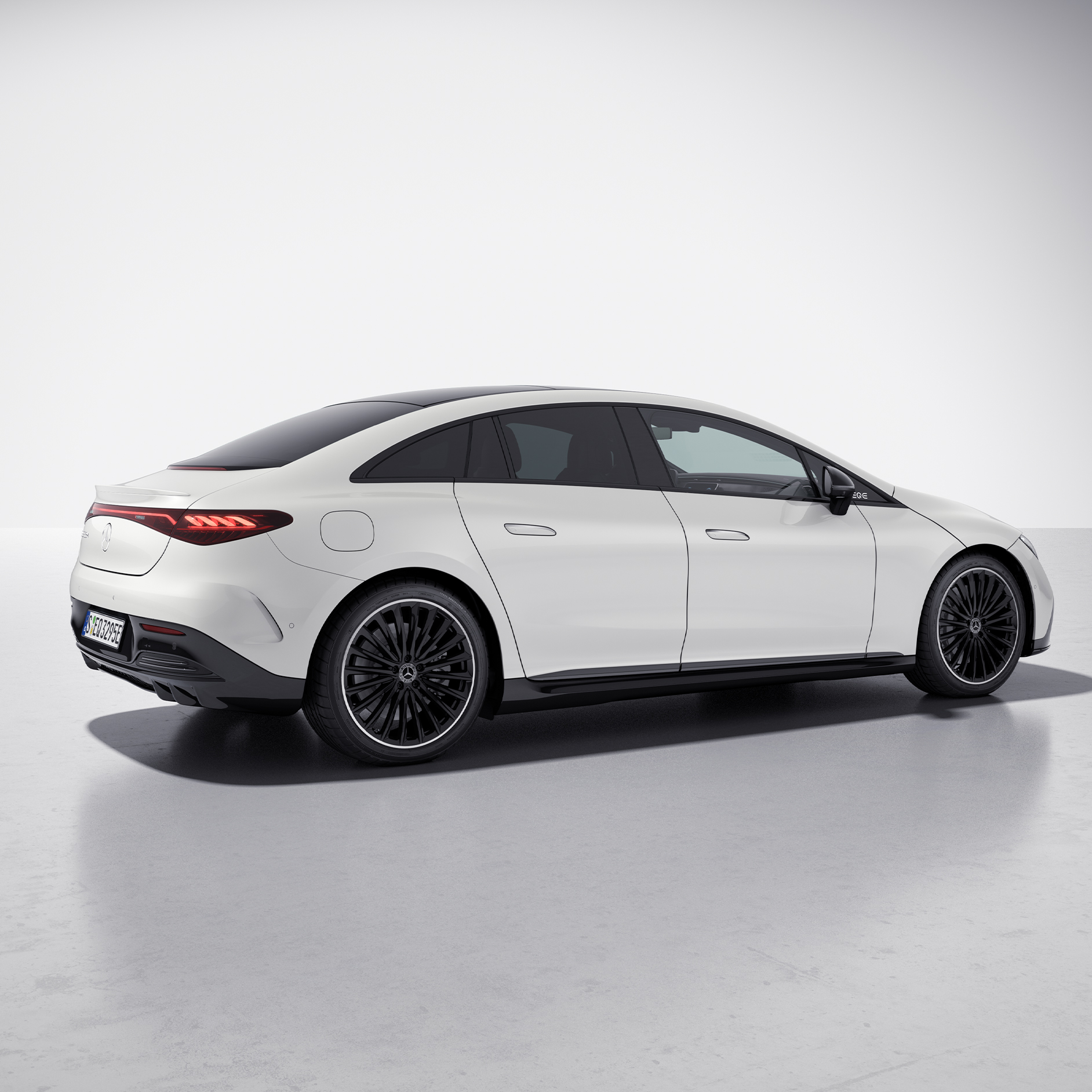 Night package | EQE Saloon | Mercedes EQ The EQE Saloon from Mercedes-EQ with Night package.