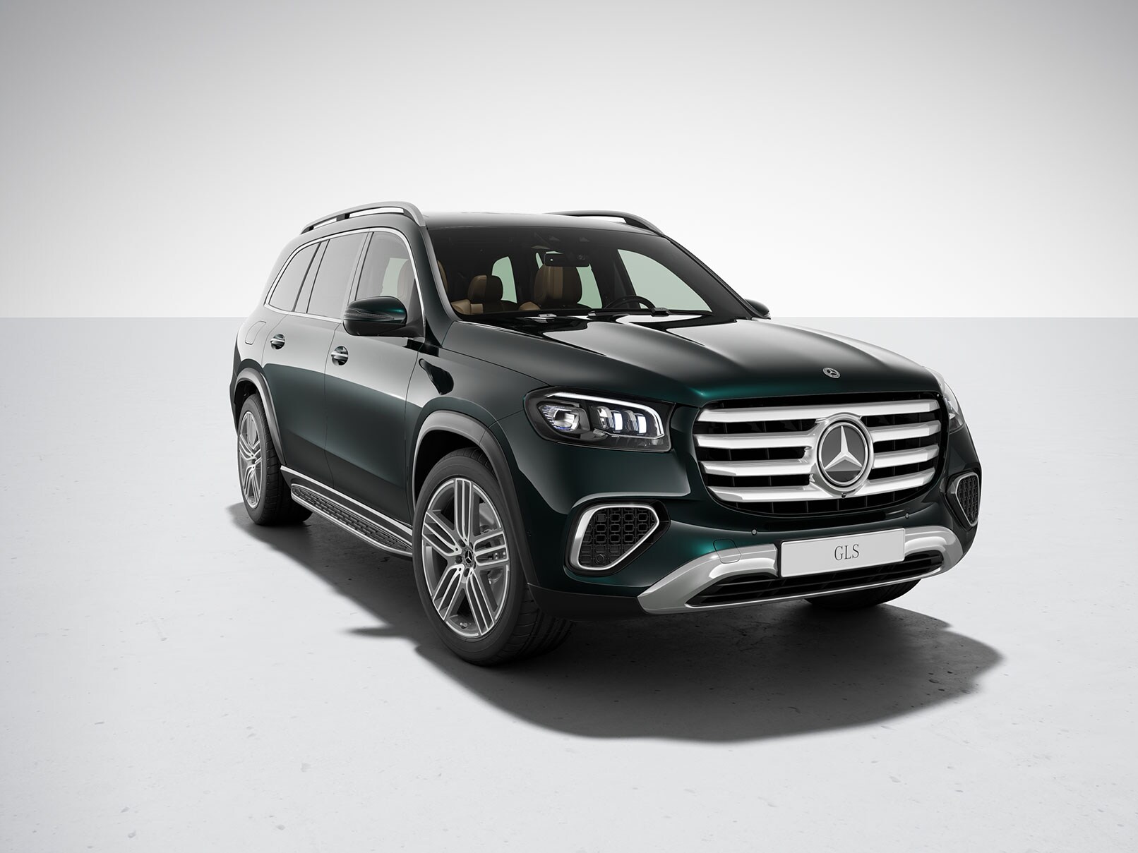 The new Mercedes-Benz GLS with standard equipment.
