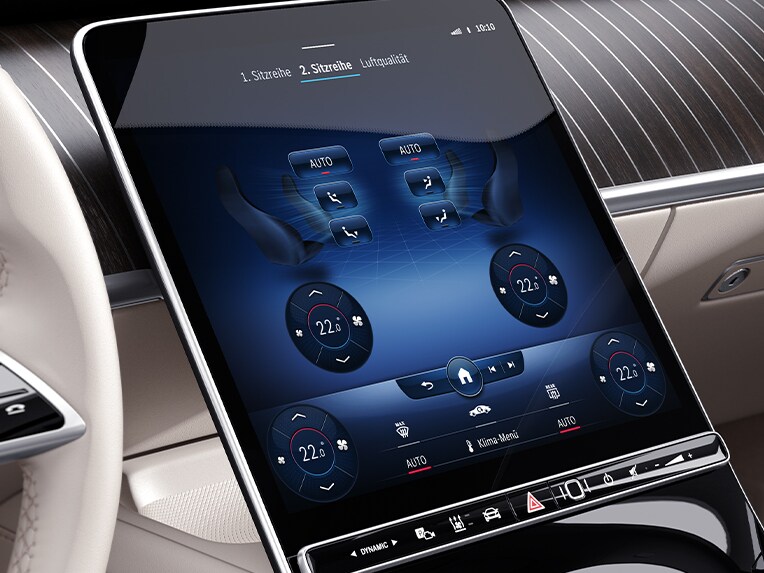 The Mercedes-Benz S-Class Sedan with THERMOTRONIC automatic climate control in the rear.
