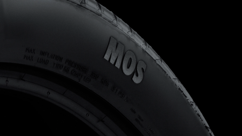 Mercedes Genuine Silent Tyres MOS | Mercedes-Benz Detailed close-up of a Mercedes MOS tyre.