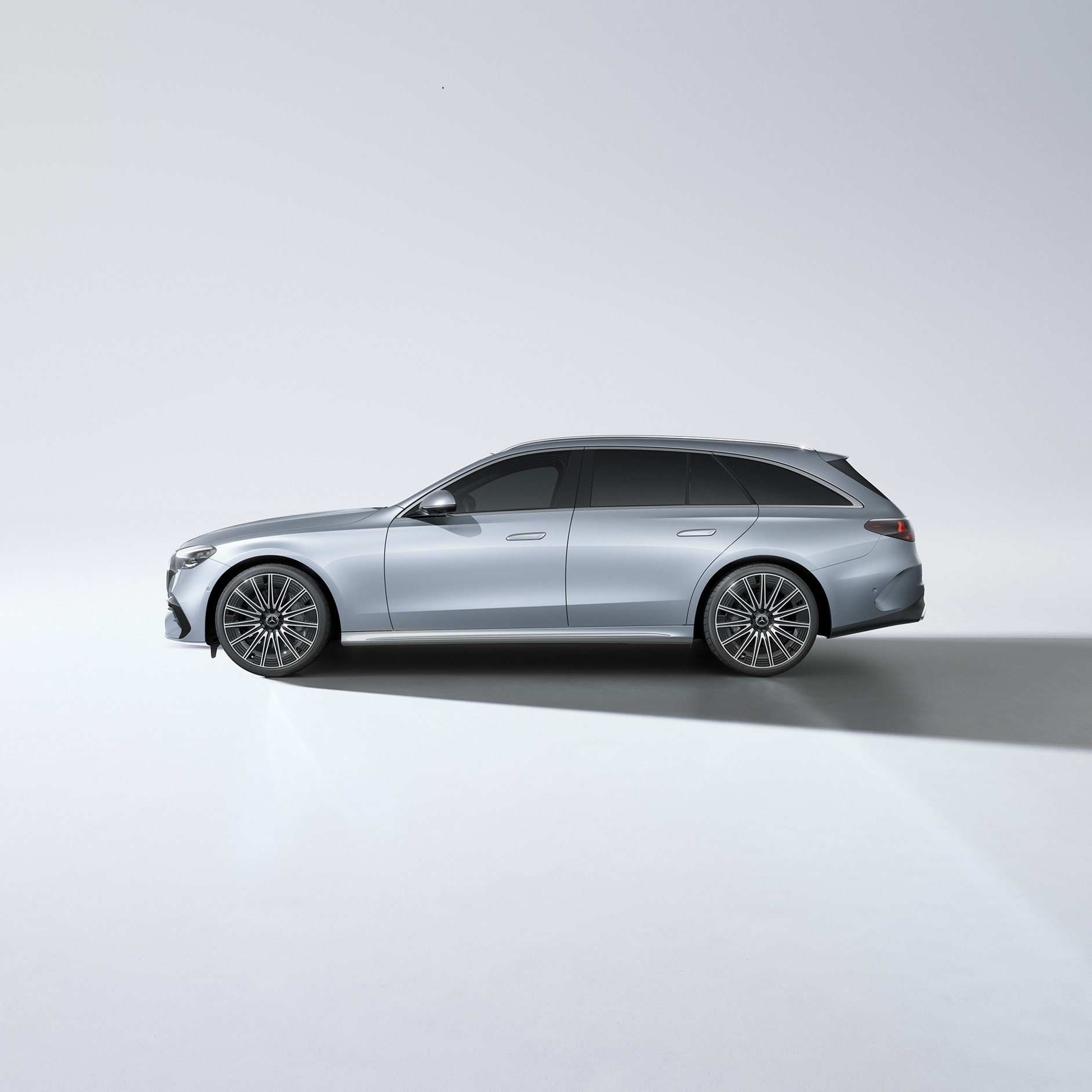 Models | Mercedes-Benz Intelligent Drive A side view of the Mercedes-Benz E-Class Estate.