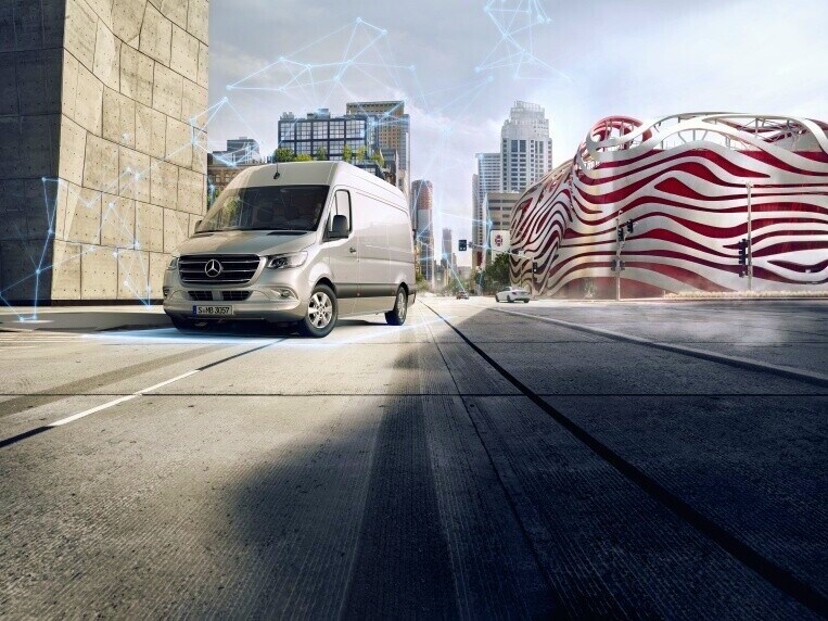 With pre-installation for Remote Services Plus, you are able to make even better and more flexible use of your vehicle.