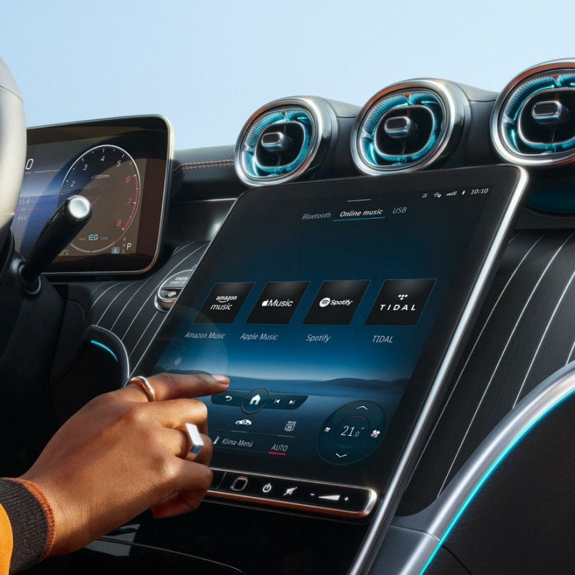 Entertainment Digital Extras Mercedes Benz