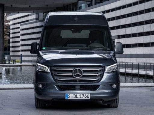 Mercedes sprinter sales front